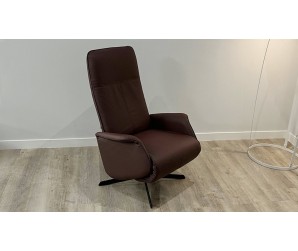 Deckard Leather Swivel Recliner Chair